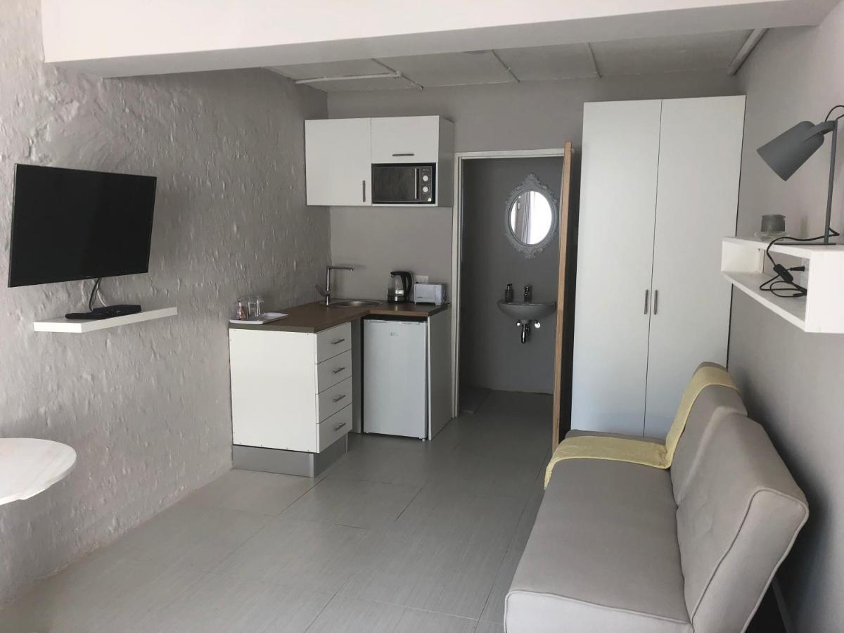 Second Best Accommodation イースト・ロンドン エクステリア 写真