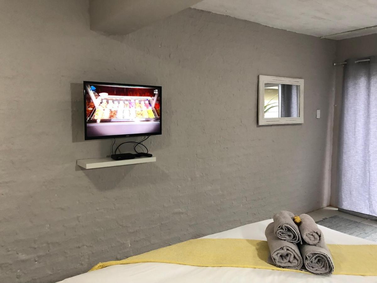 Second Best Accommodation イースト・ロンドン エクステリア 写真