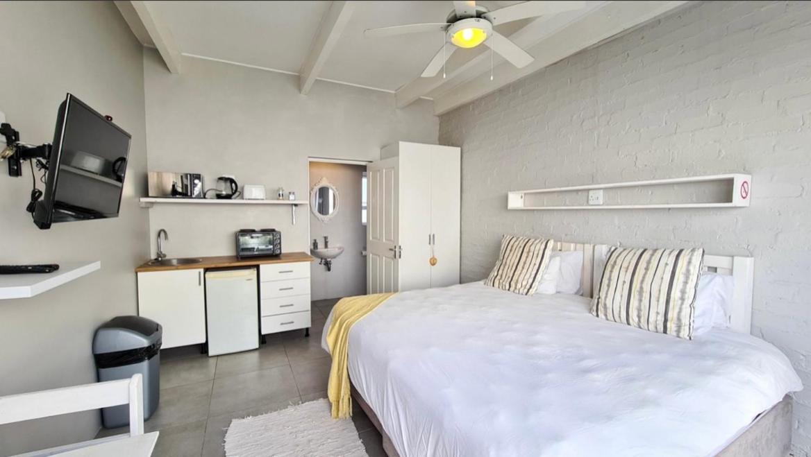 Second Best Accommodation イースト・ロンドン エクステリア 写真